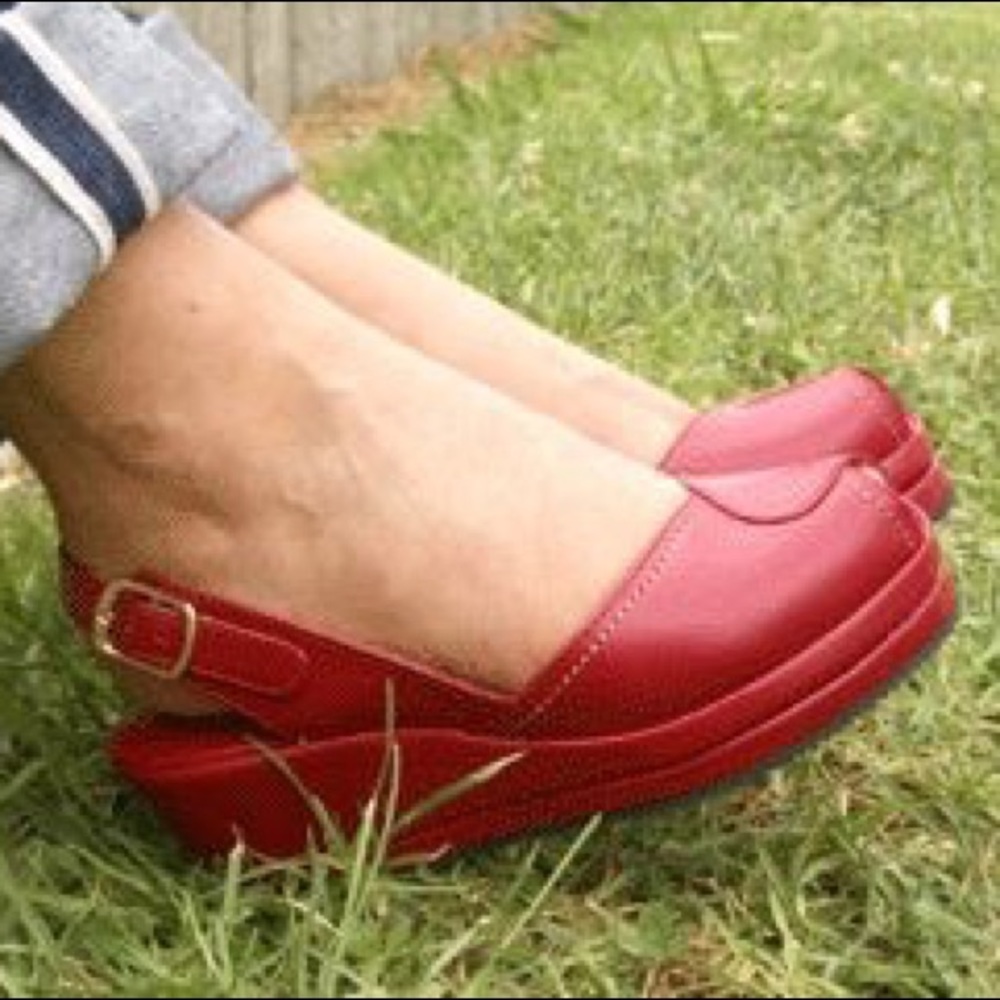 Re-Mix Vintage Veranda Peep Toe Platform Wedge